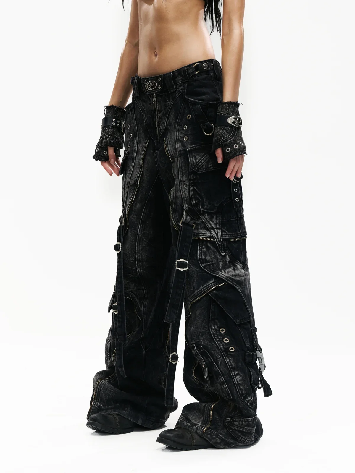 A-Line Baggy Jeans with Hardware Details - Image 2