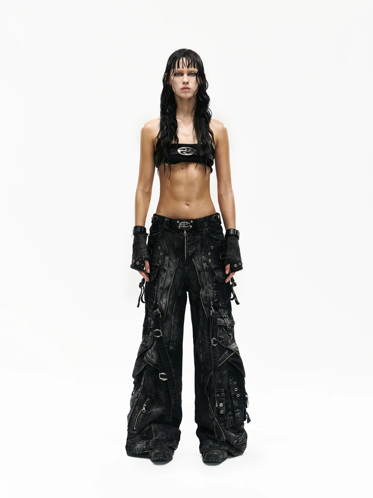 A-Line Baggy Jeans with Hardware Details - Image 5