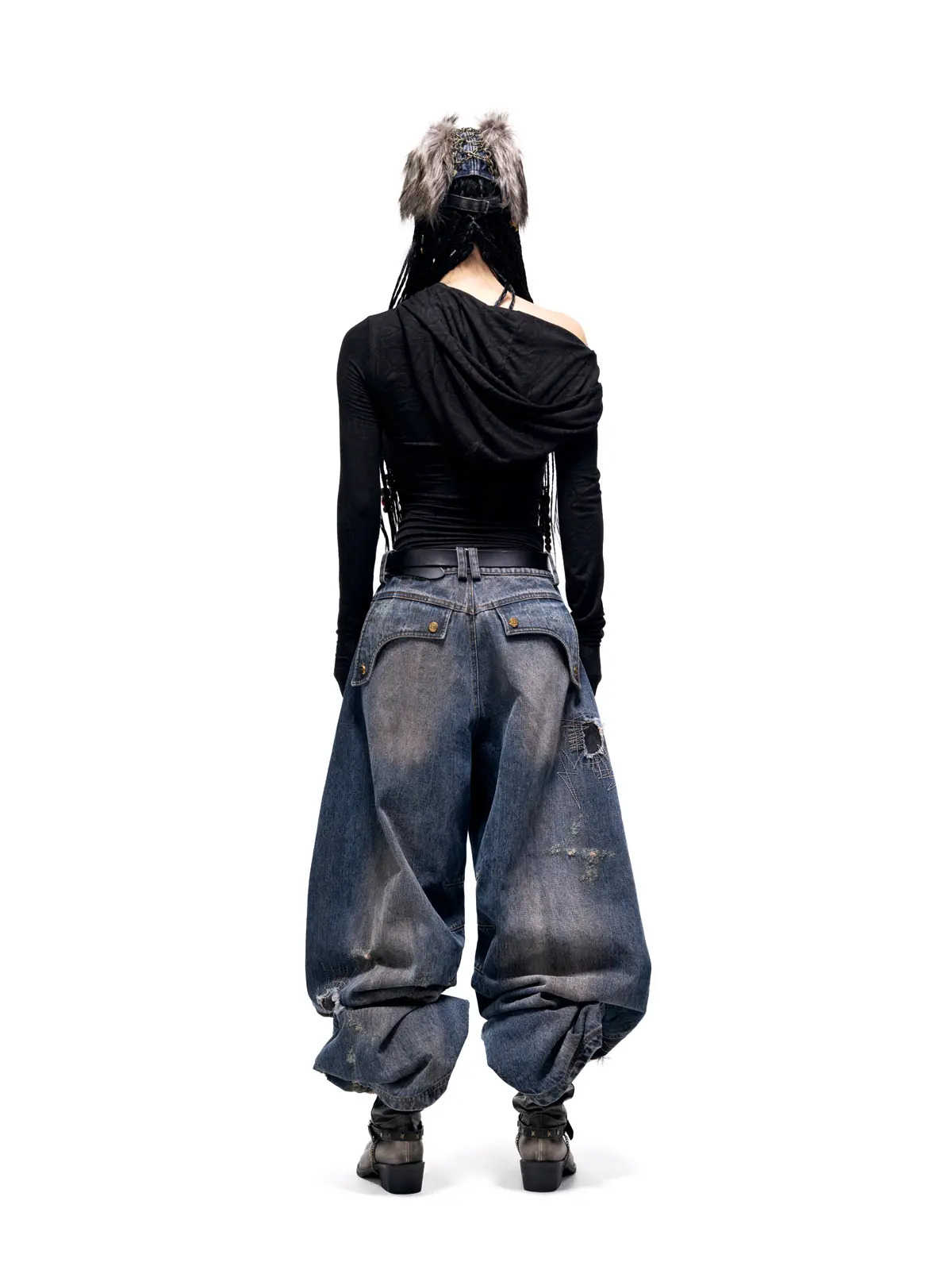 Curved Blade Denim Jeans - Image 15