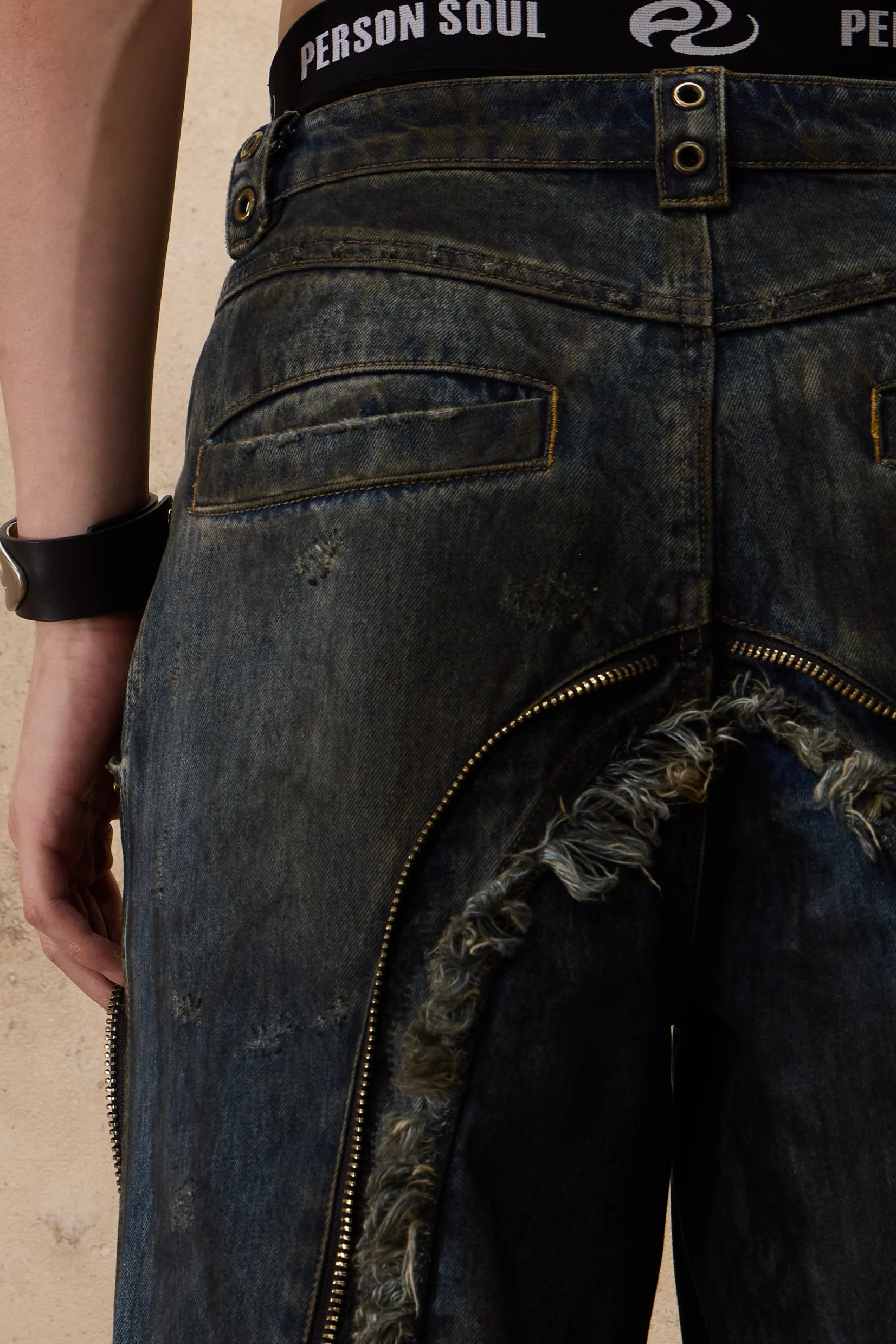 Personsoul Aliens Dirty Ripped Denim Jeans - Image 5