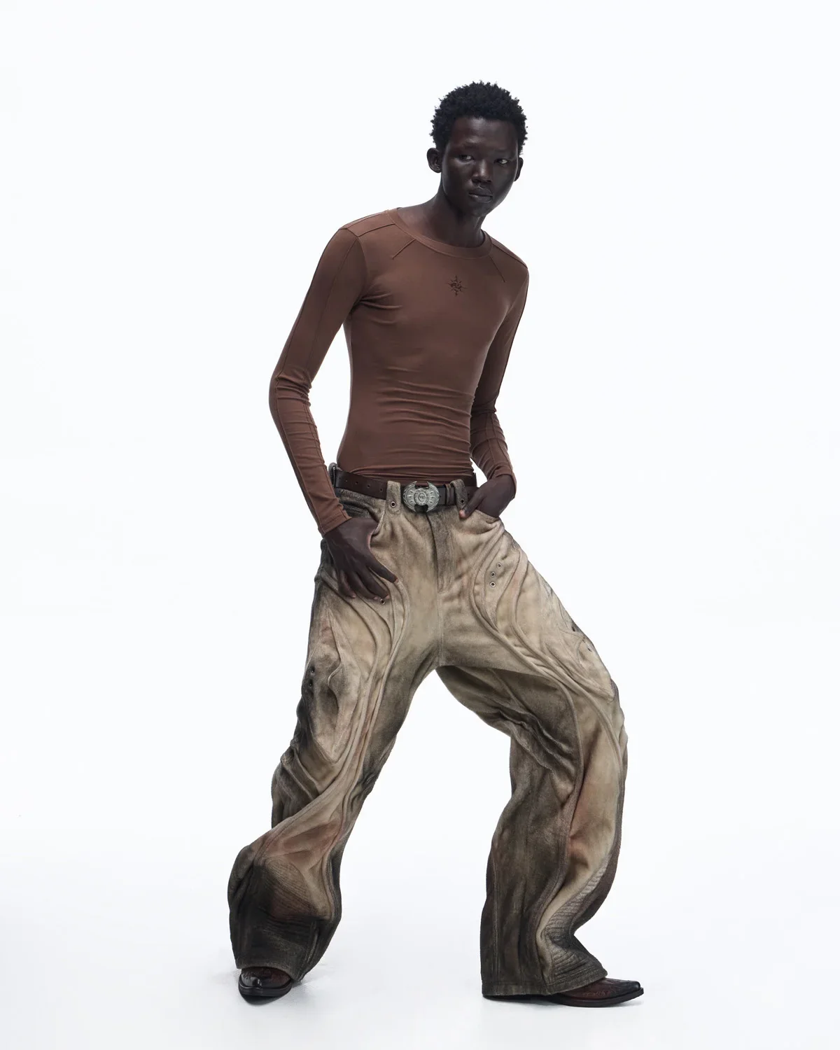 Personsoul Brushed Aged Curved Denim Jeans - Image 11