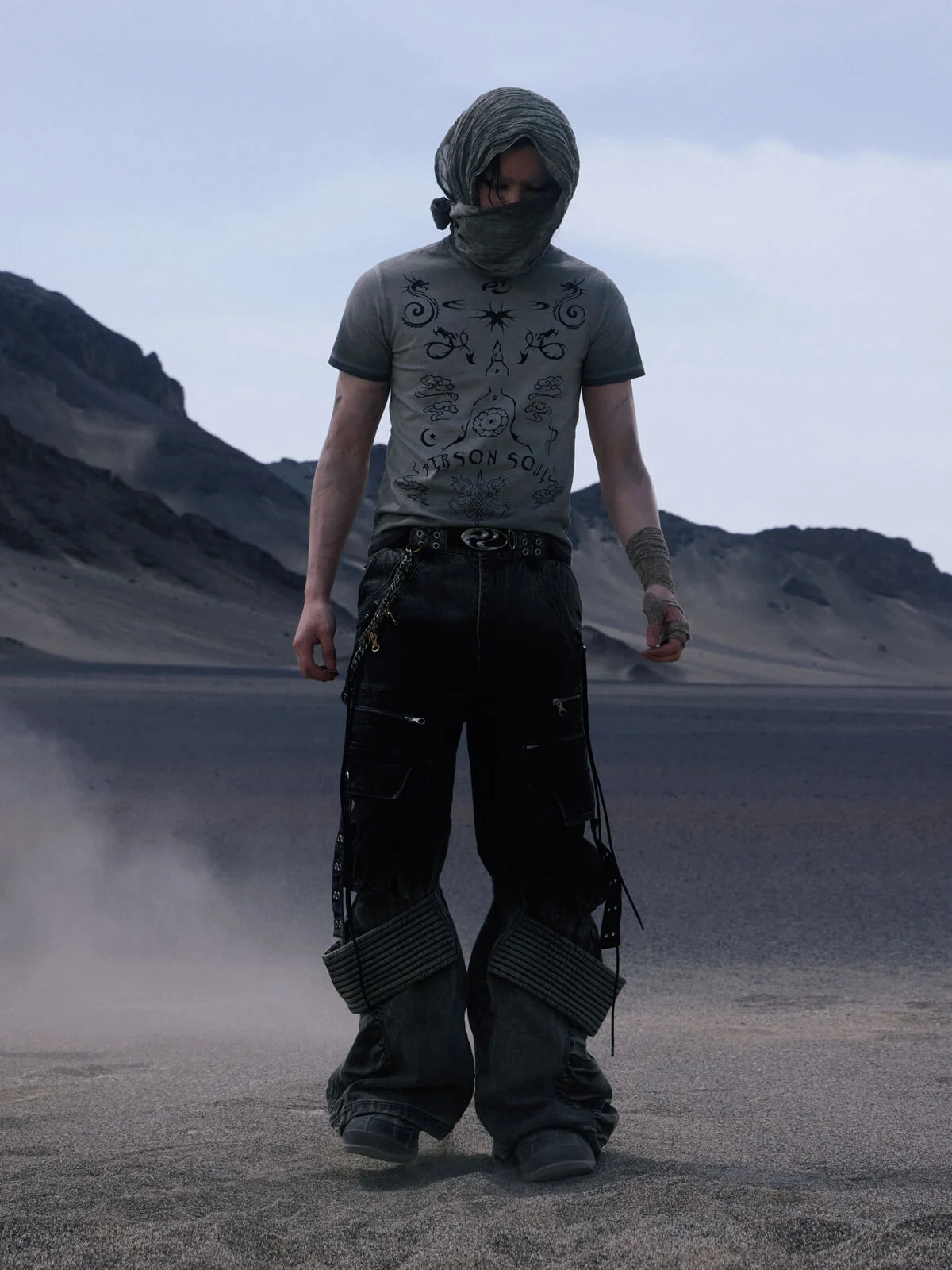 Personsoul Desert Distressed Denim Cargo Pants - Image 4