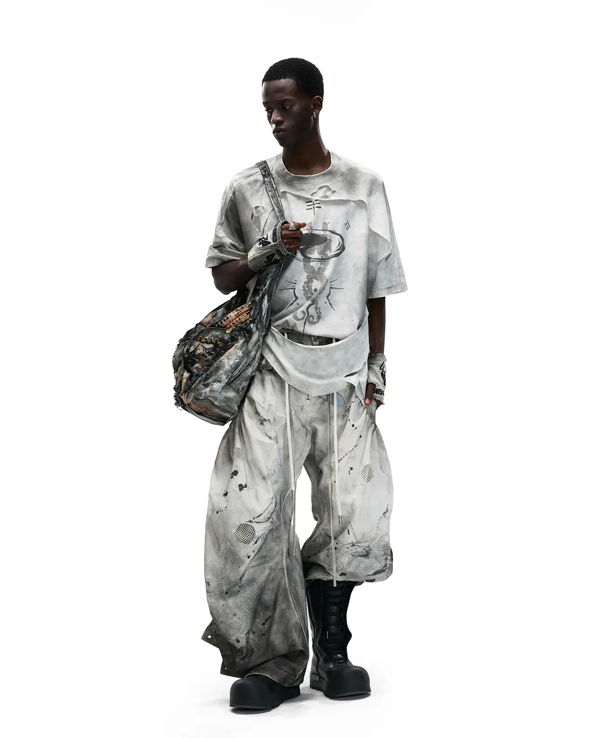 Personsoul Double-Layer Distressed Mythology Print T-Shirt White - Image 10