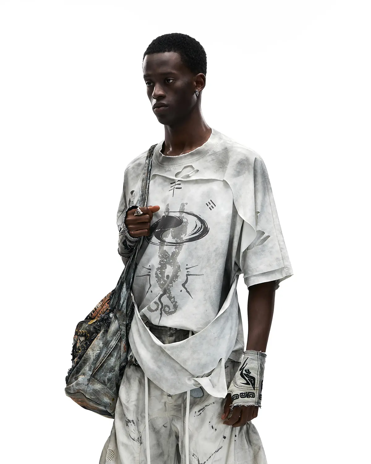 Personsoul Double-Layer Distressed Mythology Print T-Shirt White - Image 2