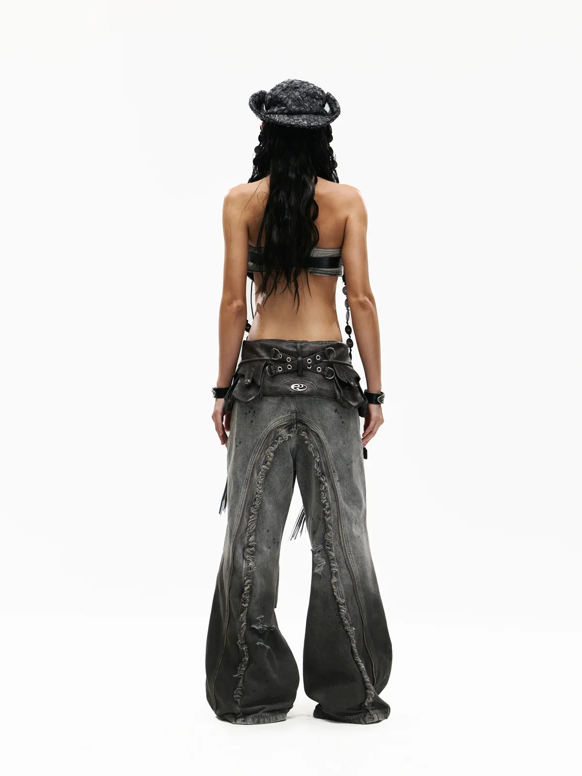 Personsoul Fringed Belt Raw Edge Jeans - Image 10