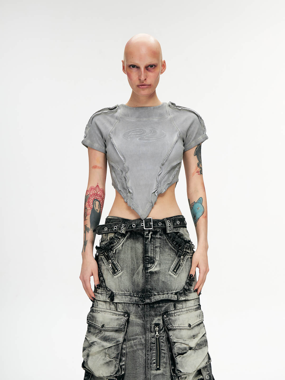 Personsoul Grey V-hem Slim Crop Top - Image 7