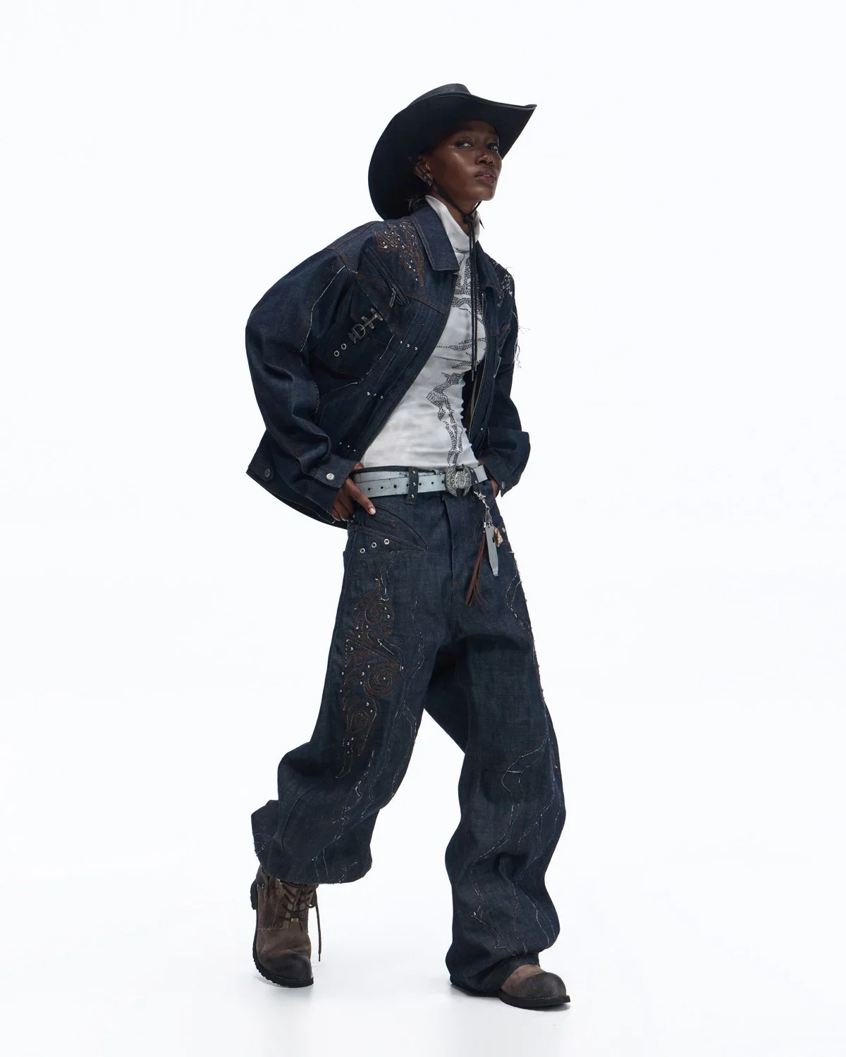 Personsoul Patchwork-Embroidered Raw Denim Curved Pants - Image 12
