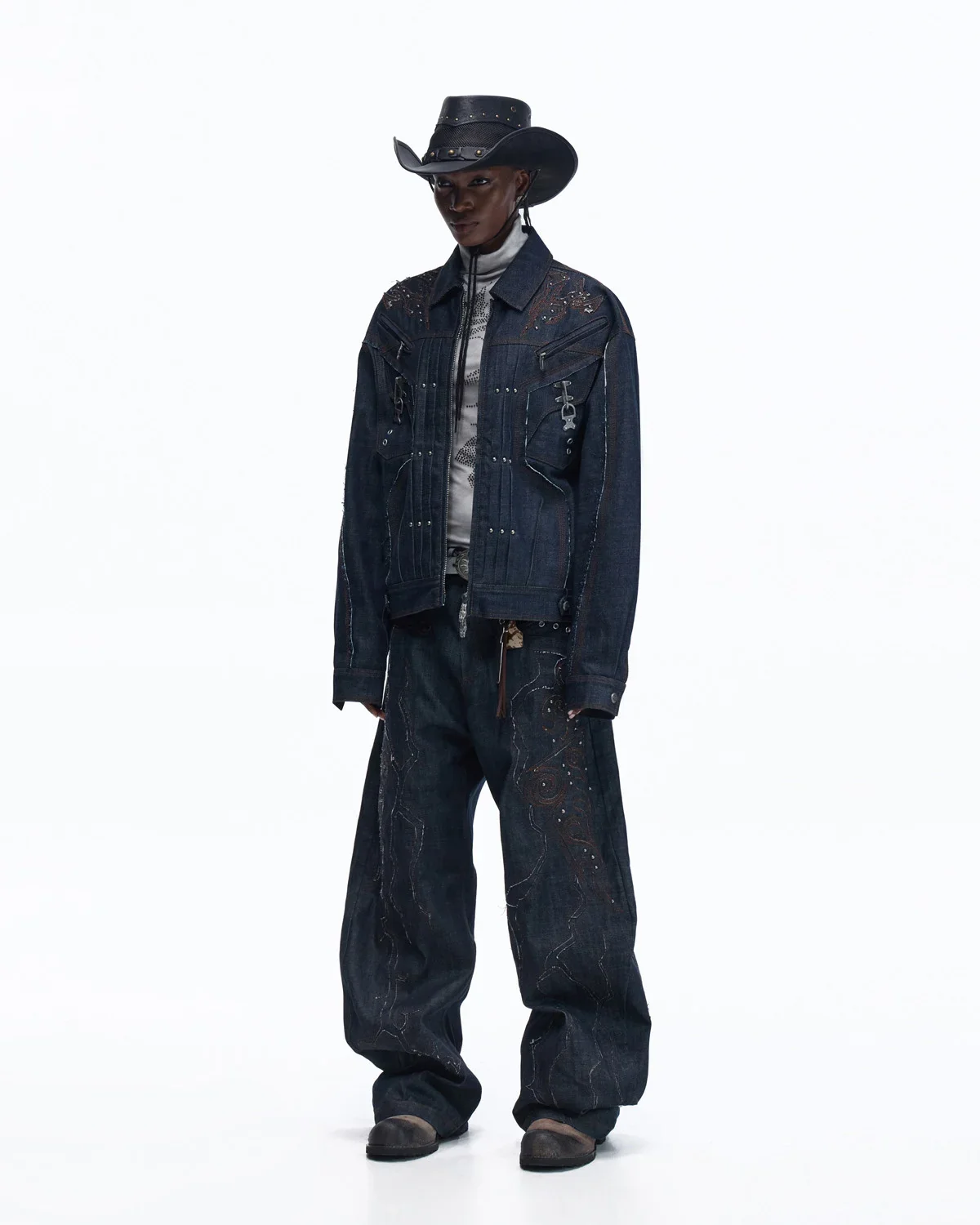 Personsoul Patchwork-Embroidered Raw Denim Curved Pants - Image 9