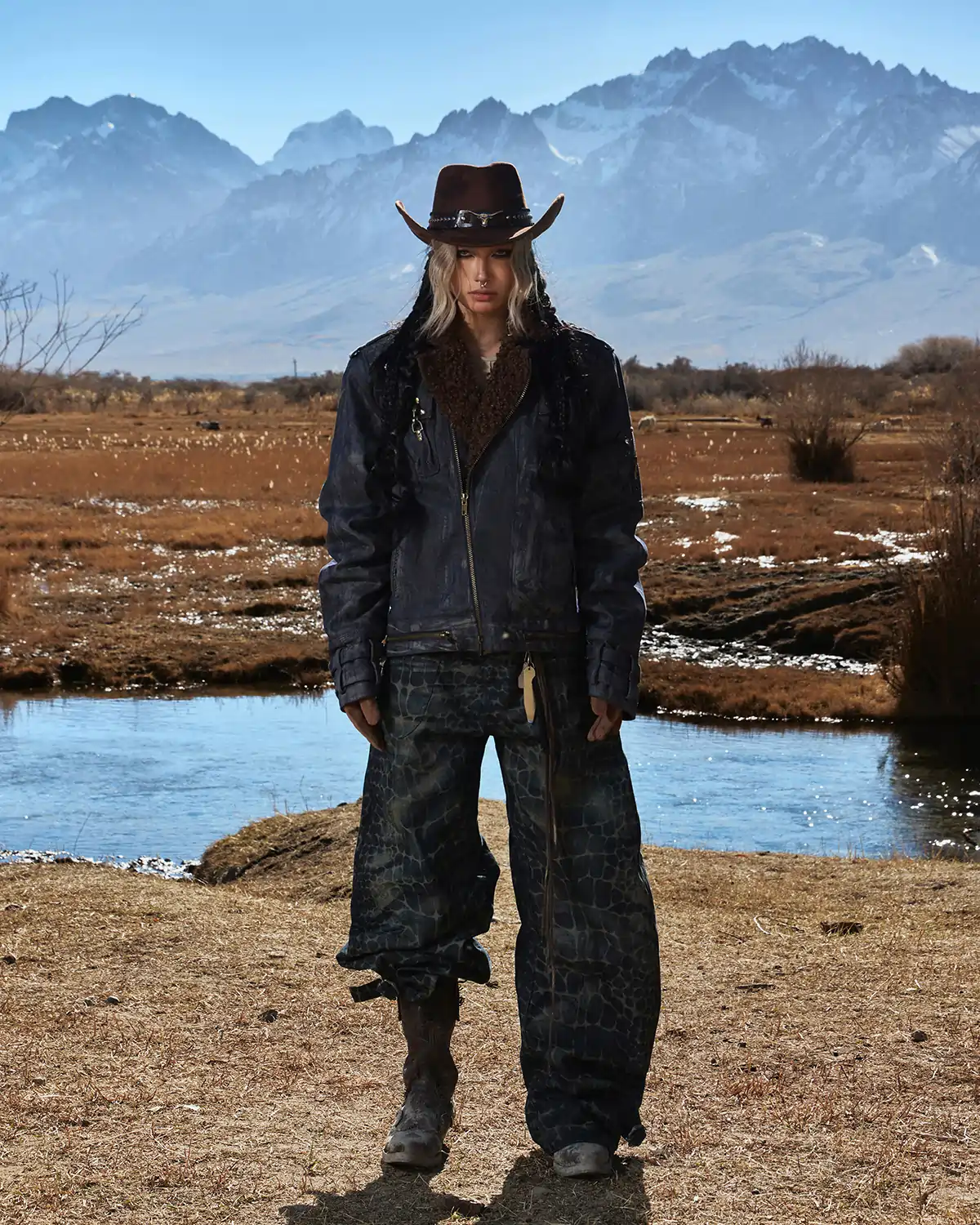 Personsoul Sherpa Lined Raw Denim Jacket - Image 6