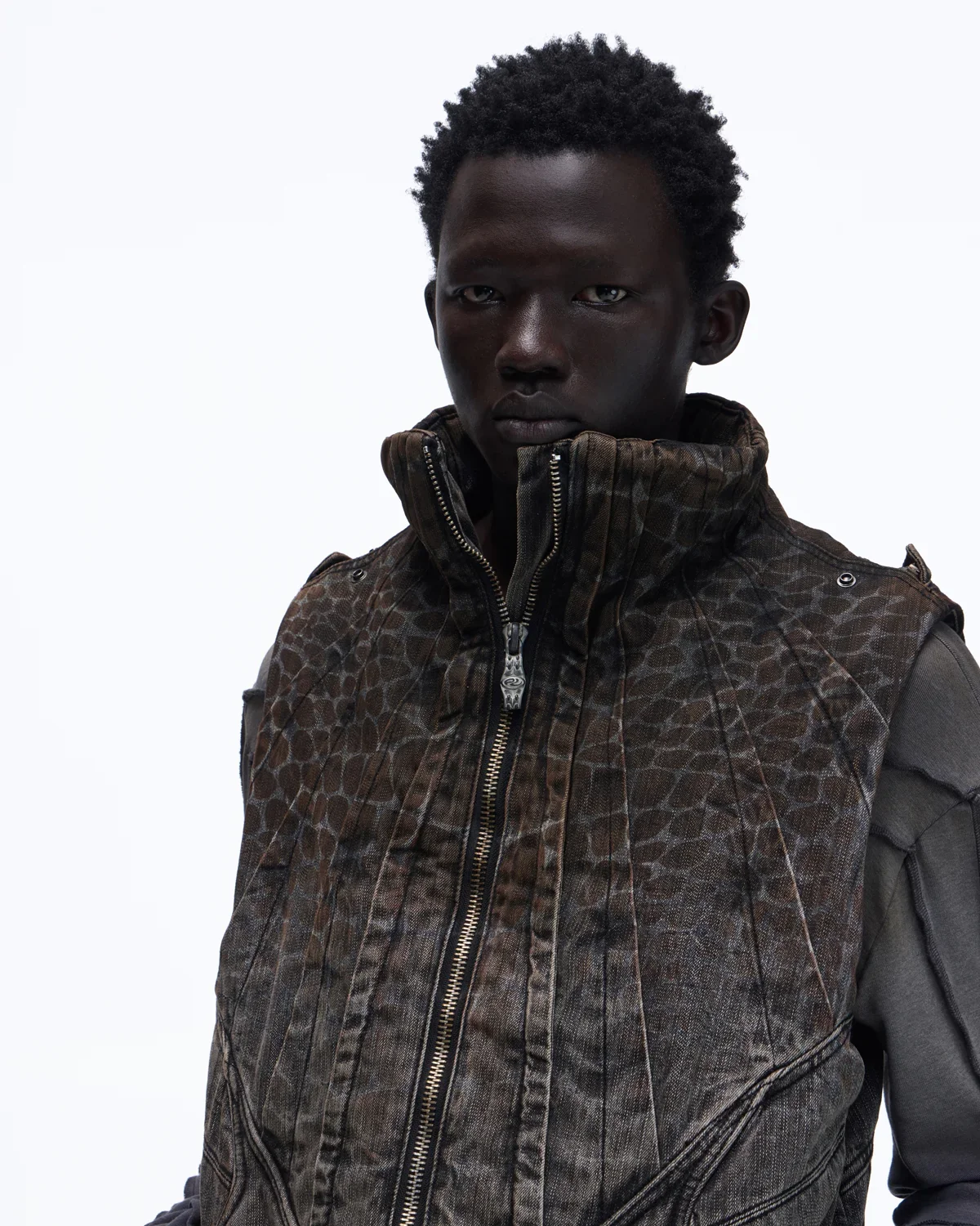 Personsoul Slub Denim Laser-Croc Vest - Image 4
