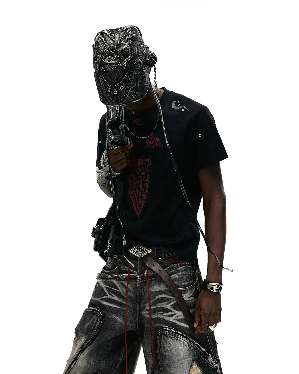 Personsoul Structured Fitted Beast Totem T-Shirt Black - Image 5