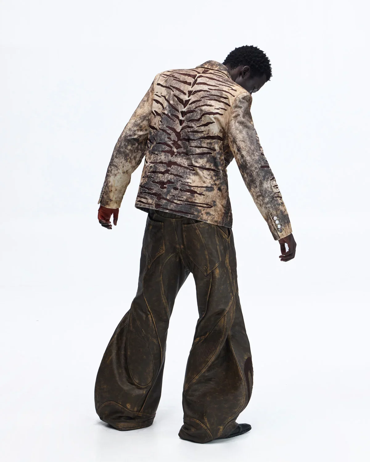 Personsoul Structured Totem Curved-leg Calf Leather Pants(Limited 100 pieces) - Image 11