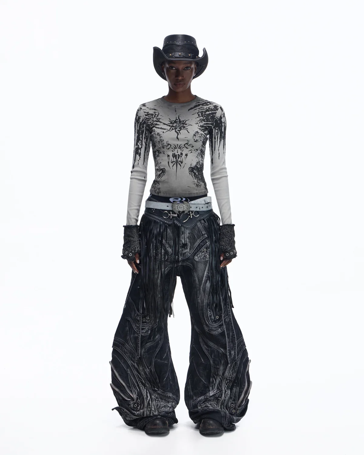 Personsoul Sun Totem Slim Long Sleeve Tee - Image 6