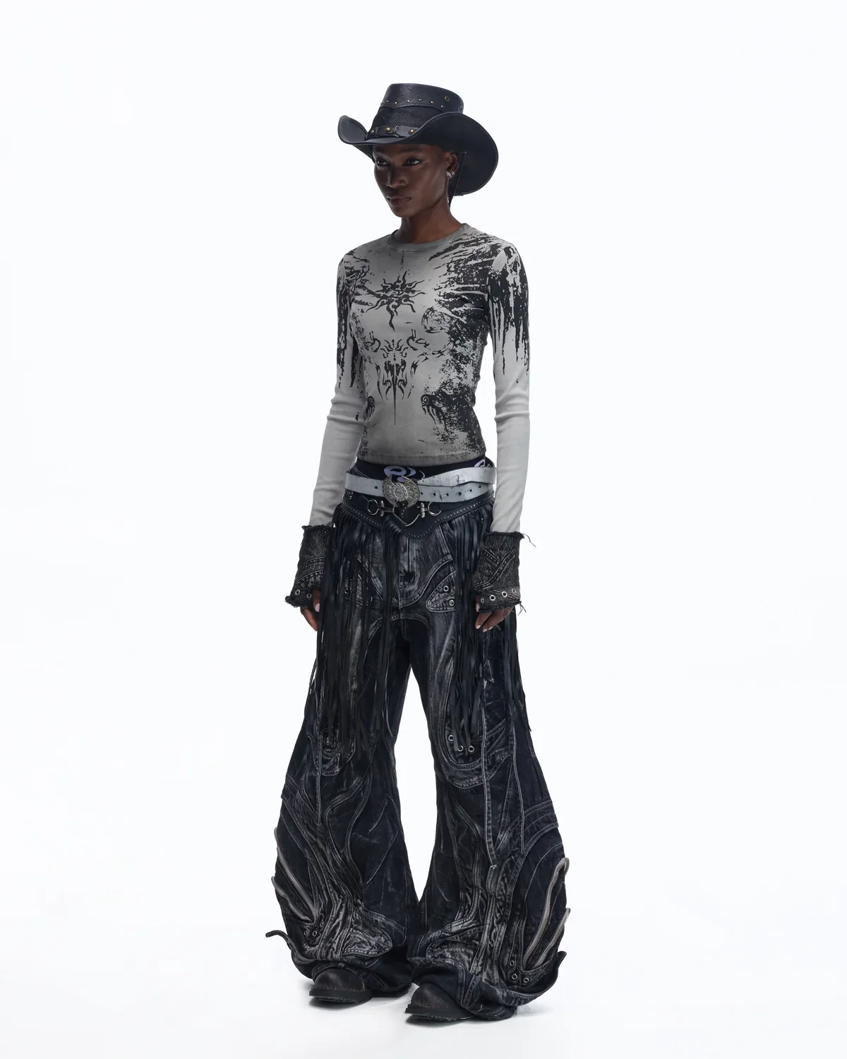Personsoul Sun Totem Slim Long Sleeve Tee - Image 7