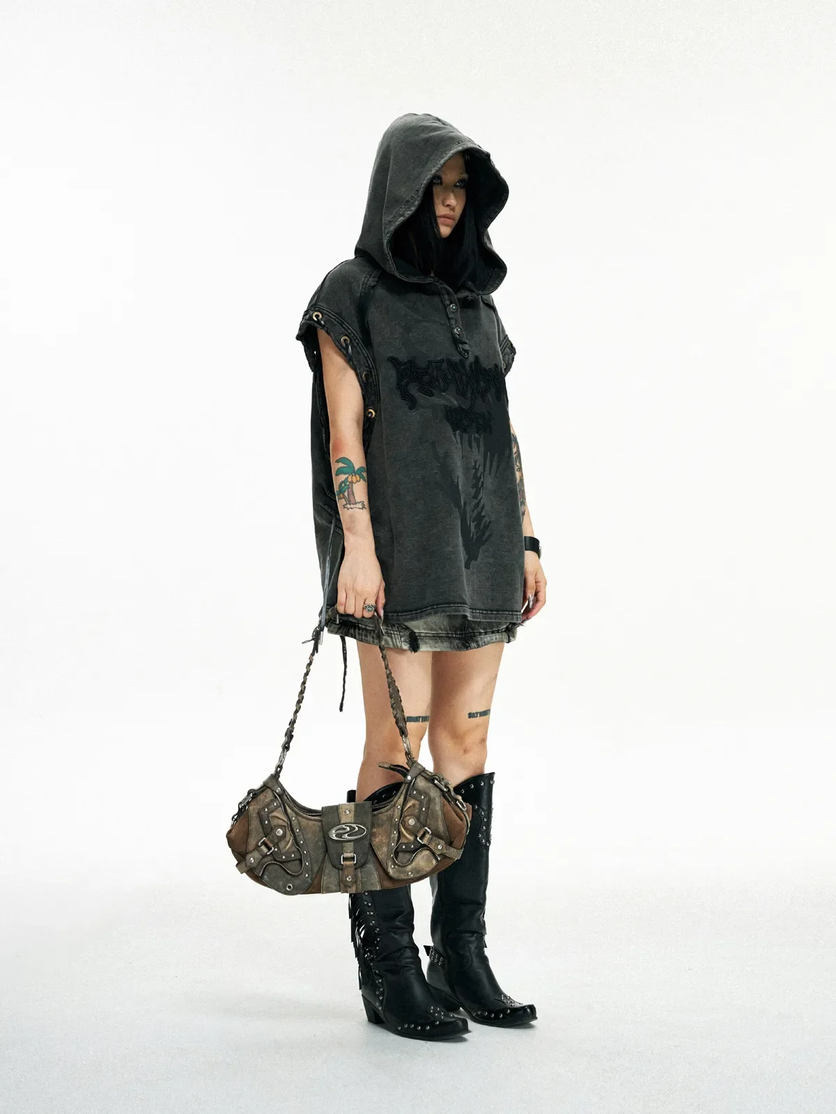 Personsoul Techwear Metal Leather Shoulder Bag - Image 15