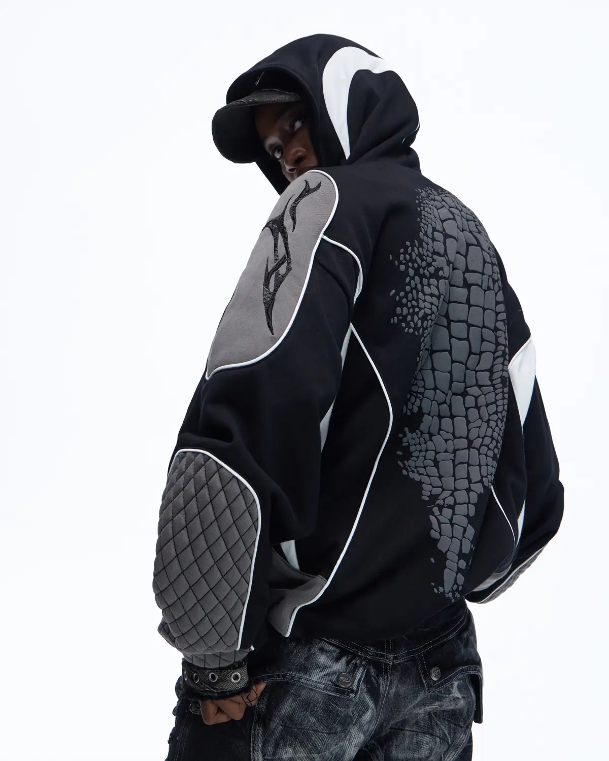 Personsoul Totem Color-Block Racing Hoodie In Black - Image 4