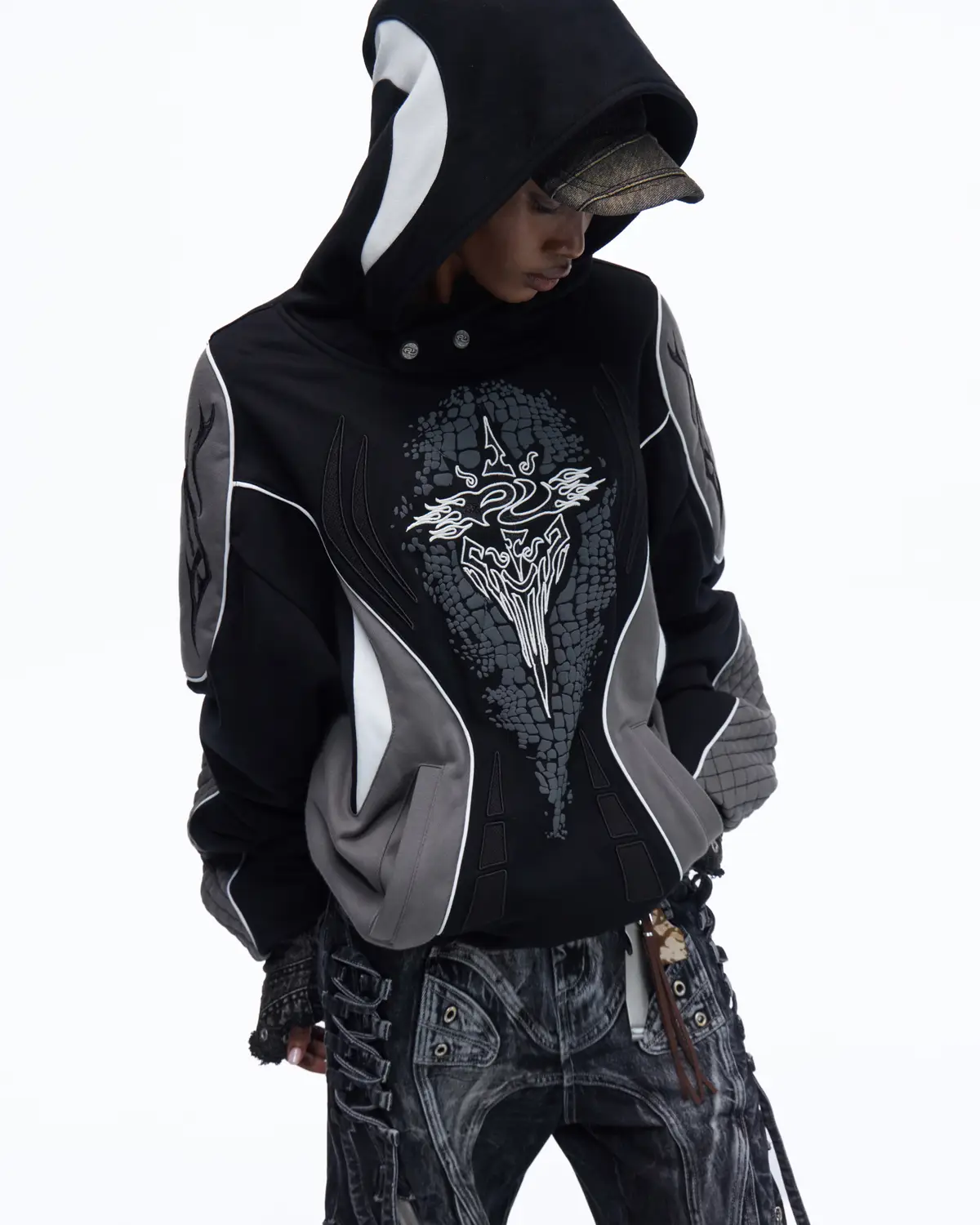 Personsoul Totem Color-Block Racing Hoodie In Black - Image 5