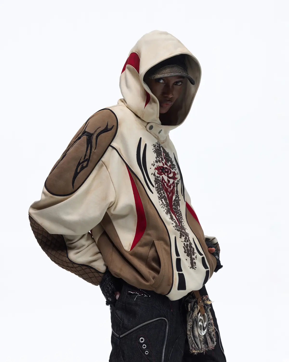 Personsoul Totem Color-Block Racing Hoodie In Brown - Image 4