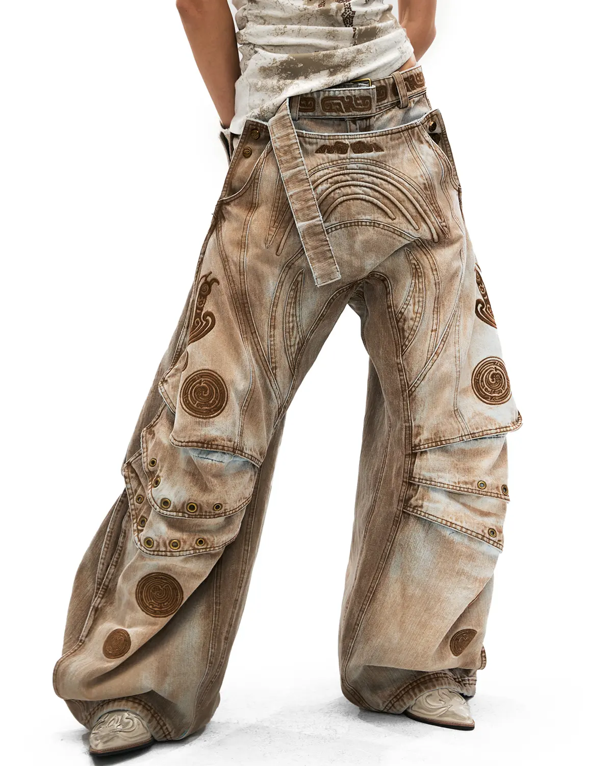Personsoul Vintage Earth-Tone Faux-Layer Curved Jeans - Image 4