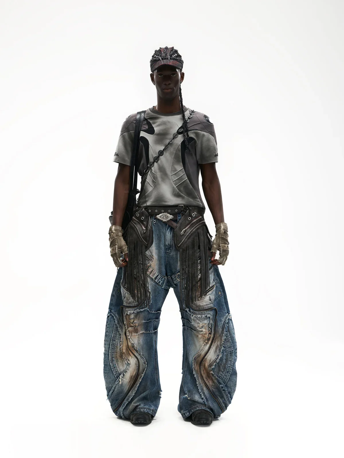 Spliced Cooling Slim T-Shirt with Embroidered Shoulder Details - Image 5