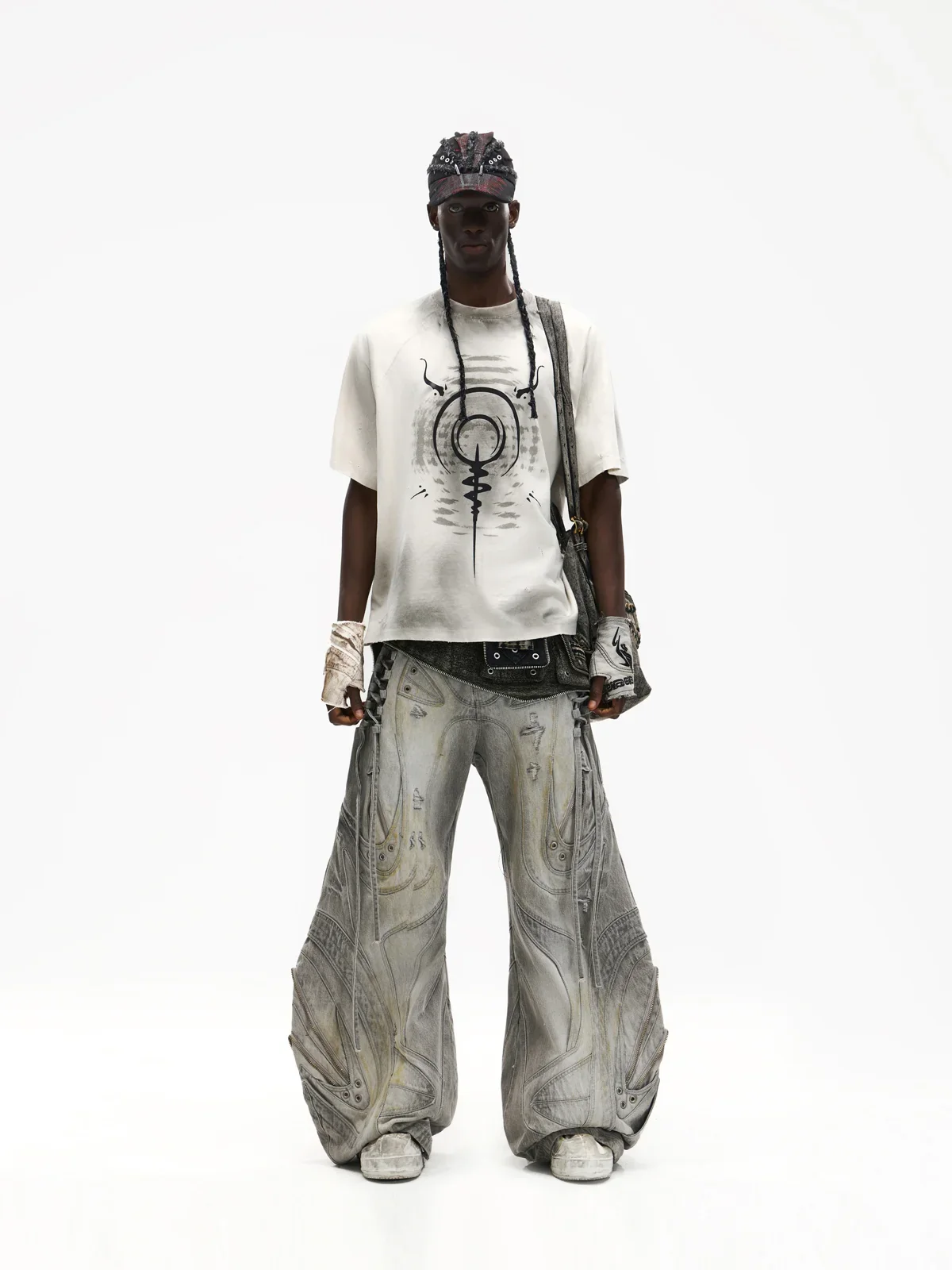 Swirl & Beast Print Loose Raglan Tee - Image 6
