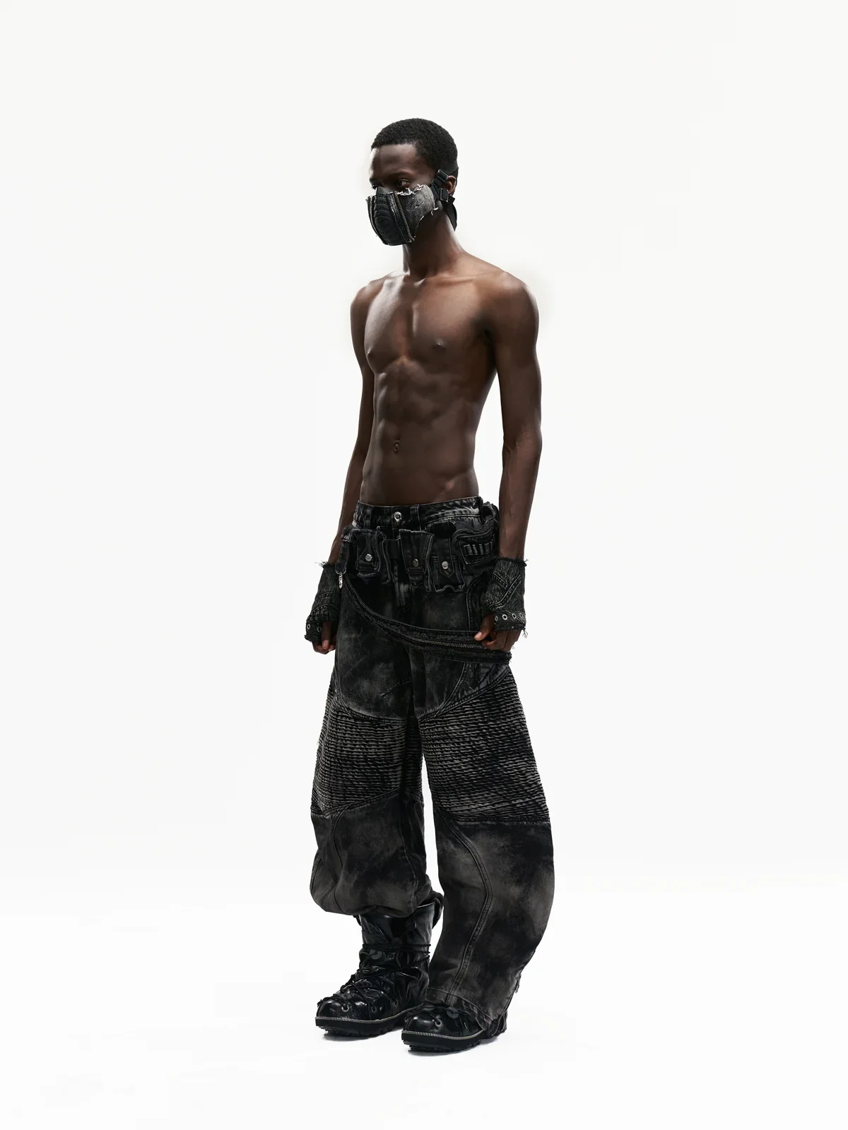 Temperature-Reactive Curved Jeans with Bag Set - Image 5